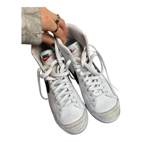 nike blazers - Picture 5 of 7